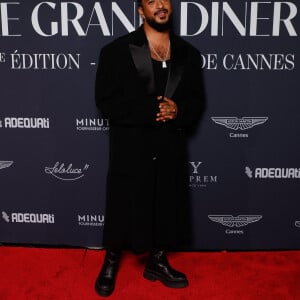 S'il y a de grandes chances qu'il se mette à nu dans l'émission, l'artiste a très longtemps été complexé par son corps
Slimane - Photocall de la soirée de gala "le Grand Dîner" au Palais Bulles à Théoule-sur-mer lors du 77ème Festival International du Film de Cannes le 18 mai 2024. © Christophe Clovis / Bestimage 