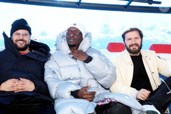 Hakim Jemili, Ahmed Sylla, Hugo Becker au photocall du film "Ici et Là-Bas" de la 27ème Festival International du Film de Comédie de l'Alpe d'Huez, France, le 20 janvier 2024. © Dominique Jacovides/Bestimage