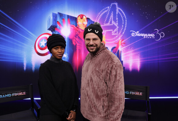 Fadily Camara et son mari Hakim Jemili au Grand Final du 30ème anniversaire de Disneyland Paris, à Marne-la-Vallée, France, le 27 janvier 2023. © Valentin Desjardinsi/Disneyland Paris/Bestimage 