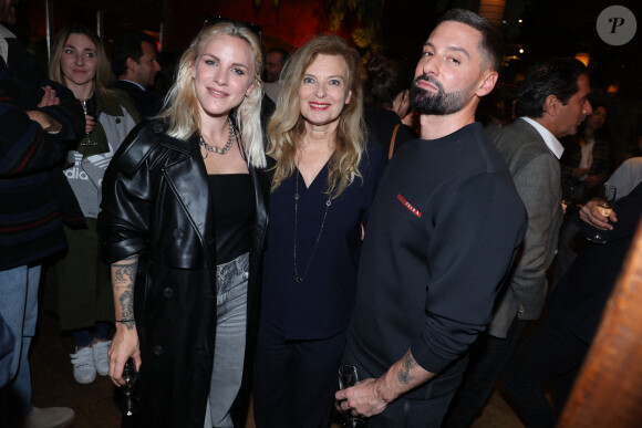 Emy Ltr, Hugo Manos et Valerie Trierweiler lors de la soirée de Sylvie Tellier pour son 46e anniversaire mais aussi le lancement de son livre "Couronne et préjugés", organisée par Five Eyes Production au Buddha Bar à Paris, le 28 mai 2024. Photo by Jerome Dominé/ABACAPRESS.COM