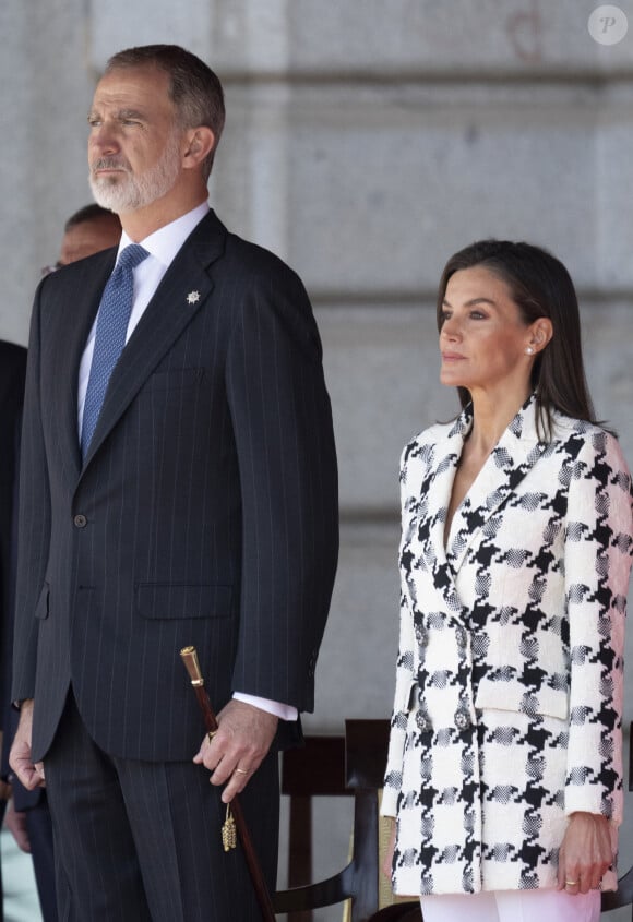 Le couple Felipe et Letizia serait-il en souffrance ?
Le roi Felipe VI et la reine Letizia d'Espagne assistent à la cérémonie du bicentenaire de la police nationale à Madrid