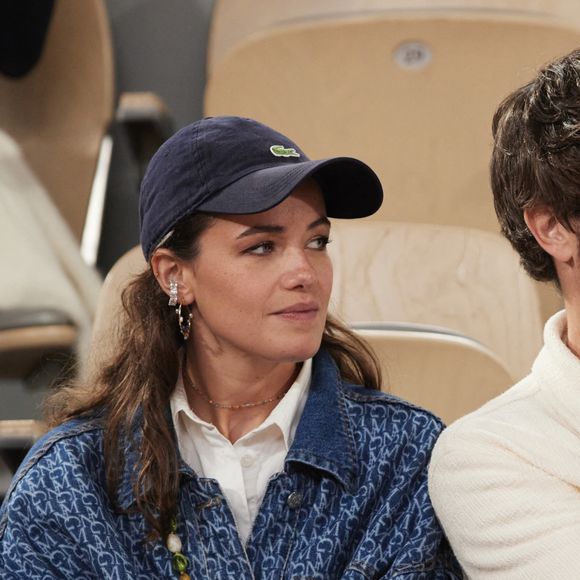 Agustin Galiana et Julie Sassoust dans les tribunes des Internationaux de France de tennis de Roland Garros 2024 à Paris, France, le 30 mai 2024. © Jacovides-Moreau/bestimage
