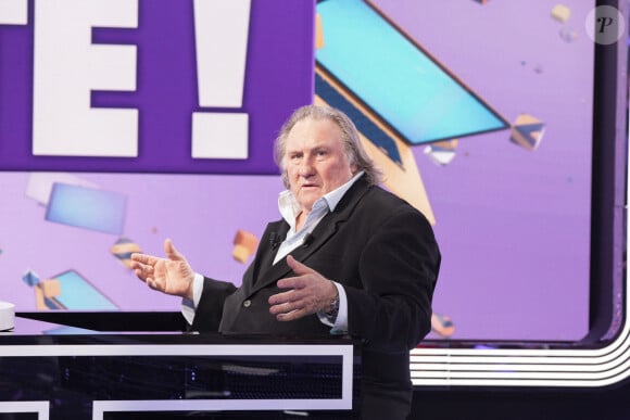 Info - Gérard Depardieu, sur décision de justice, se verra restituer les rushes du reportage le concernant diffusé dans l'émission "Complément d'enquête" - Info - La garde à vue pour agressions sexuelles de Gérard Depardieu est terminée une convocation lui a été remise pour passer au tribunal correctionnel en octobre 2024 - Exclusif - Gérard Depardieu - Première émission TPMP (Touche Pas à Mon Poste!) de la saison pour Cyril Hanouna et son équipe de chroniqueurs, avec beaucoup de nouveautés, un nouveau plateau, nouveau décor, des nouveaux arrivants, ainsi que la présence rare et exclusive de G.Depardieu à Paris le 31août 2020. © Jack tribeca / Bestimage  No web/No blog pour Belgique/Suisse For Germany call for price Exclusive First TPMP program (Touche Pas à Mon Poste!) Of the season for C.Hanouna and his team, with many new features, a new set, new decor, new arrivals, as well as the rare and exclusive presence of G. Depardieu in Paris on August 31st 2020. 