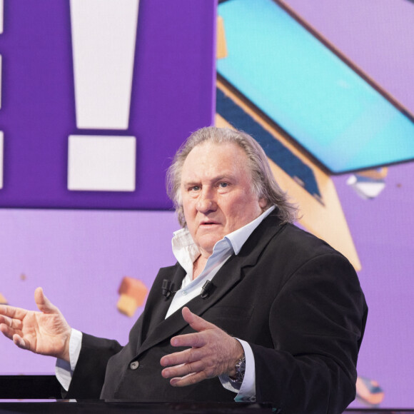 Info - Gérard Depardieu, sur décision de justice, se verra restituer les rushes du reportage le concernant diffusé dans l'émission "Complément d'enquête" - Info - La garde à vue pour agressions sexuelles de Gérard Depardieu est terminée une convocation lui a été remise pour passer au tribunal correctionnel en octobre 2024 - Exclusif - Gérard Depardieu - Première émission TPMP (Touche Pas à Mon Poste!) de la saison pour Cyril Hanouna et son équipe de chroniqueurs, avec beaucoup de nouveautés, un nouveau plateau, nouveau décor, des nouveaux arrivants, ainsi que la présence rare et exclusive de G.Depardieu à Paris le 31août 2020. © Jack tribeca / Bestimage  No web/No blog pour Belgique/Suisse For Germany call for price Exclusive First TPMP program (Touche Pas à Mon Poste!) Of the season for C.Hanouna and his team, with many new features, a new set, new decor, new arrivals, as well as the rare and exclusive presence of G. Depardieu in Paris on August 31st 2020. 