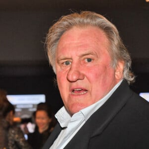 Info - Gérard Depardieu, sur décision de justice, se verra restituer les rushes du reportage le concernant diffusé dans l'émission "Complément d'enquête" - Info - La garde à vue pour agressions sexuelles de Gérard Depardieu est terminée une convocation lui a été remise pour passer au tribunal correctionnel en octobre 2024 - Gérard Depardieu lors de la soirée de clôture de la 3eme édition du Festival Cinéroman à Nice, le 24 octobre 2021. C'est avec la remise des prix et la projection en avant première du film Goliath, réalisé par F.Tellier, que Cinéroman s'est achevé avec en invité surprise, G.Depardieu. 9 films tirés de roman ont été présentés en compétition et le Jury, présidé cette année par N.Bedos, a recompensé pour le prix du meilleur film adapté d'un roman : F.Zeller pour The Father, pour Le prix d'interprétation féminine : G.Londez pour The Father, dans Le Discours de Laurent Tirard et Benedetta de Paul Verhoeven, pour le prix d'interprétation masculine : B.Lavernhe pour Le Discours de Laurent Tirard, pour le prix coup de coeur du festival à une personnalité du cinéma pour sa relation très forte avec la ville de Nice et la côte d'Azur : M.Boujenah, et pour finir, le prix spécial du jury a été décerné à G.Depardieu pour avoir remis dans la lumière des oeuvres littéraires et su incarner des personnages de papier auxquels personne n'aurait osé prêter sa voix et son regard. Maigret, Germinal, Les Misérables, Monte Cristo, Les Valseuses, Sous le soleil de Satan, Les Illusions Perdues, Des Hommes, L'homme au masque de fer... &x2028; © Bruno Bebert / Bestimage  Closing ceremony of Cineroman Festival. Nice. October 24th, 2021. 