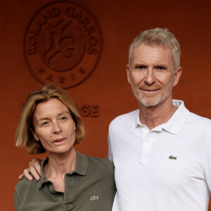 Denis Brogniart et sa femme Hortense - Les célébrités au village lors des Internationaux de France de tennis de Roland Garros 2024 à Paris (20 mai - 9 juin 2024), le 31 mai 2024. © Jacovides / Moreau / Bestimage 