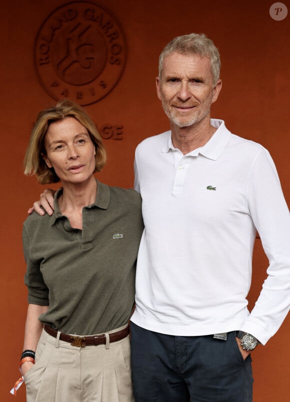 Denis Brogniart et sa femme Hortense - Les célébrités au village lors des Internationaux de France de tennis de Roland Garros 2024 à Paris (20 mai - 9 juin 2024), le 31 mai 2024. © Jacovides / Moreau / Bestimage 