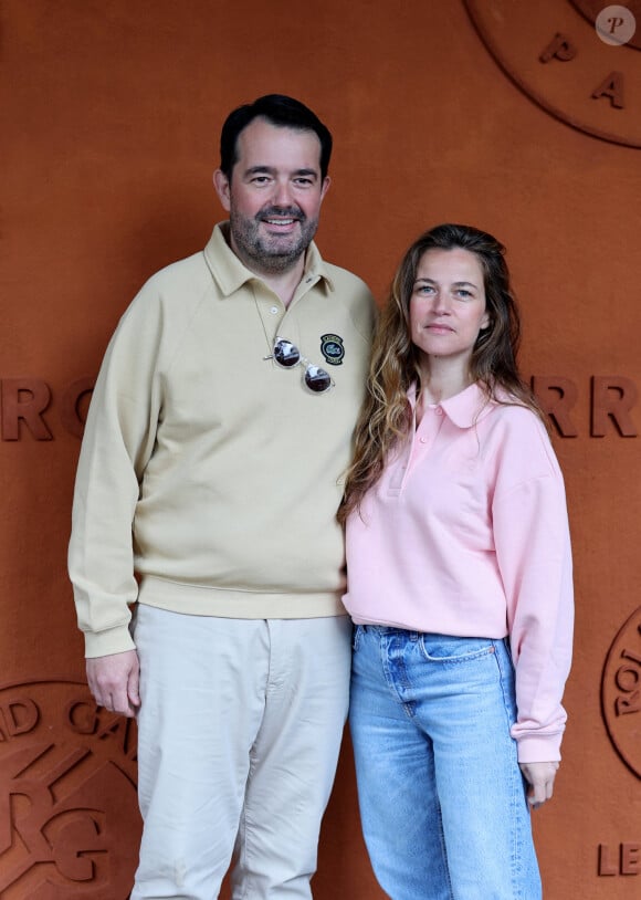 Jean-François Piège et sa femme Elodie au village lors des Internationaux de France de tennis de Roland Garros 2024, à Paris, France, le 1er juin 2024. © Jacovides-Moreau/Bestimage 