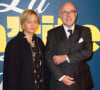 Bernard Cazeneuve est en deuil
Bernard Cazeneuve avec sa femme Véronique à la première de "La Ch'tite Famille" au cinéma Gaumont-Opéra à Paris © Guirec Coadic/Bestimage