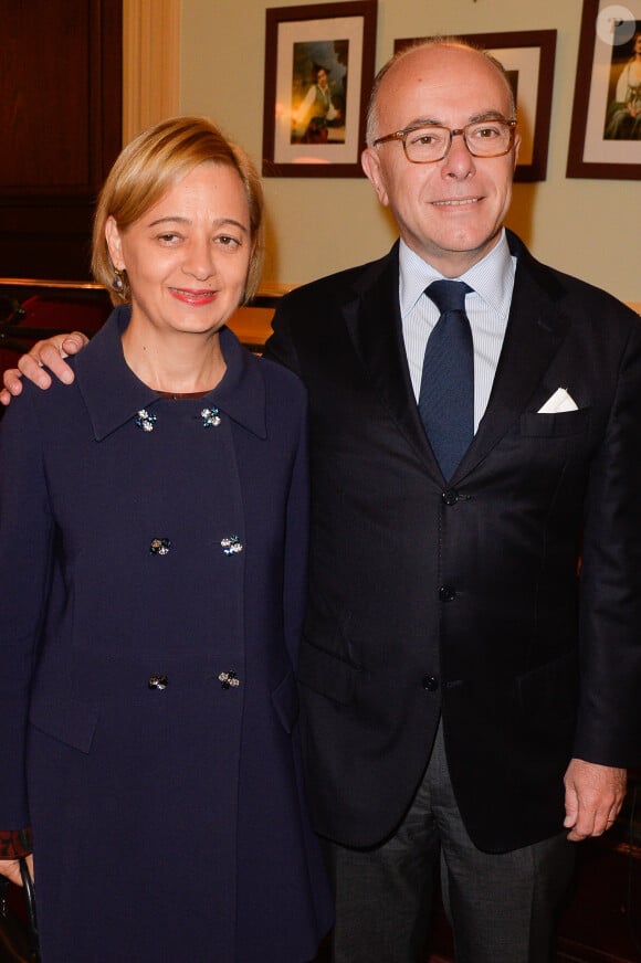 Bernard Cazeneuve et sa femme Véronique - Générale de la pièce de théâtre "Tout ce que vous voulez" au Théâtre Edouard VII à Paris le 19 septembre 2016. © Coadic Guirec/Bestimage