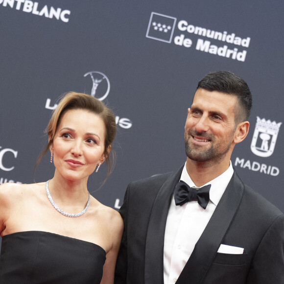 On peut voir la femme de Novak Djokovic, Jelena, lui répondre

Novak Djokovic, Jelena Djokovic - Laureus World Sports Awards 2024. Madrid.