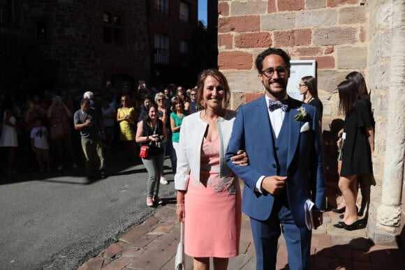 Ségolène Royal - Mariage de Thomas Hollande et de la journaliste Emilie Broussouloux à la mairie à Meyssac en Corrèze près de Brive, ville d'Emiie. Le 8 Septembre 2018. © Patrick Bernard-Guillaume Collet / Bestimage  