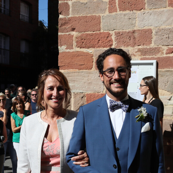 Ségolène Royal - Mariage de Thomas Hollande et de la journaliste Emilie Broussouloux à la mairie à Meyssac en Corrèze près de Brive, ville d'Emiie. Le 8 Septembre 2018. © Patrick Bernard-Guillaume Collet / Bestimage  