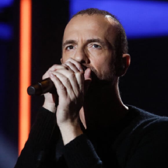 Exclusif - Calogero - Enregistrement de l'émission "La fête de la Chanson française" au Dôme à Paris, présentée par L.Thilleman et A.Manoukian, et diffusée le 22 décembre sur France 3 © Christophe Clovis / Bestimage