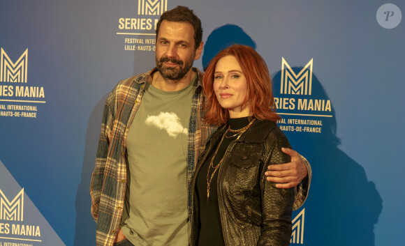 Medhi Nebbou et Audrey Fleurot pour la présentation de la saison 4 de la série HPI lors du Serie Mania Festival international Lille 2024, à Lille, France, le 16 mars 2024. © Stéphane Vansteenkiste/Bestimage