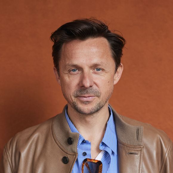Martin Solveig - Les célébrités au village lors des Internationaux de France de tennis de Roland Garros 2024 à Paris. Le 5 juin 2024. © Jacovides-Moreau/Bestimage 