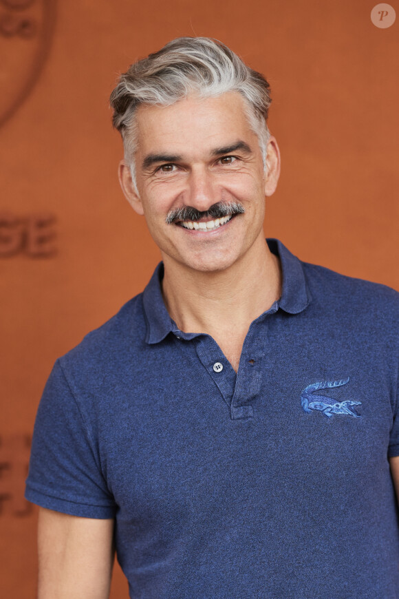 François Vincentelli - Les célébrités au village lors des Internationaux de France de tennis de Roland Garros 2024 à Paris. Le 5 juin 2024. © Jacovides-Moreau/Bestimage 