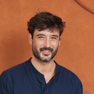 Jérémy Frérot - Les célébrités au village lors des Internationaux de France de tennis de Roland Garros 2024 à Paris. Le 5 juin 2024. © Jacovides-Moreau/Bestimage 