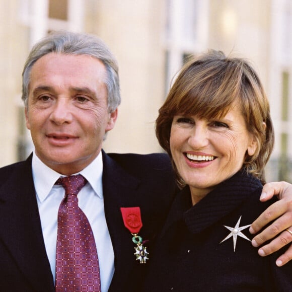 Michel Sardou est marié à Anne-Marie Périer.
Archives : Michel Sardou et Anne-Marie Périer