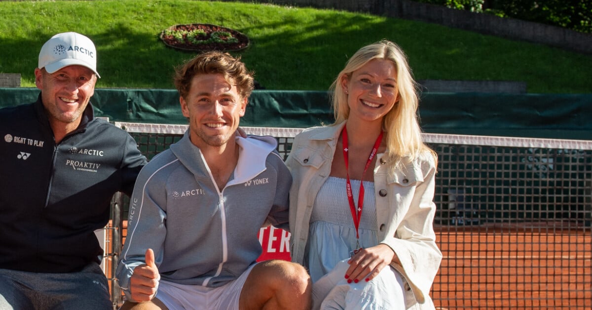 PHOTOS Casper Ruud en couple avec une belle blonde, son arrivée dans ...