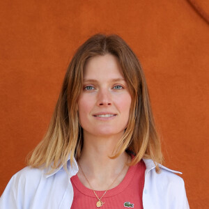 Constance Jablonski au village lors des Internationaux de France de tennis de Roland Garros 2024, à Paris, France, le 7 juin 2024. © Jacovides-Moreau/Bestimage