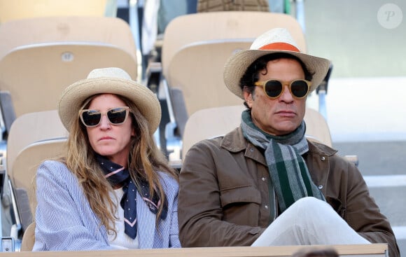 Raí et sa femme Viviane Lescher - Célébrités dans les tribunes des Internationaux de France de tennis de Roland Garros 2024 à Paris le 7 juin 2024. © Jacovides-Moreau/Bestimage 