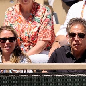 Ben Stiller avec sa femme Christine Taylor - Célébrités dans les tribunes des Internationaux de France de tennis de Roland Garros 2024 à Paris le 7 juin 2024. © Jacovides-Moreau/Bestimage 