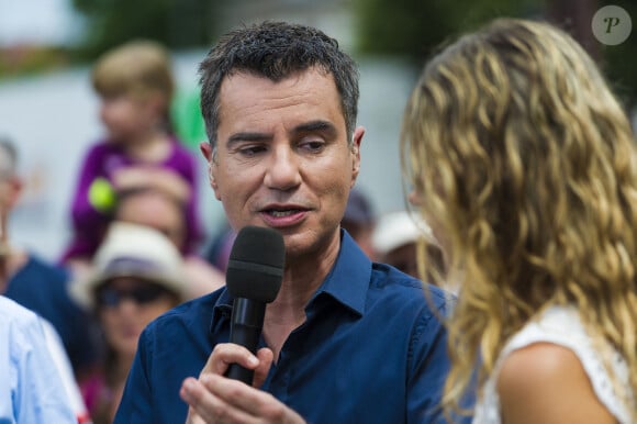 Les présentateurs de France Télévisions au départ de la 7e étape du Tour de France cycliste. Laurent Luyat - Bordier S./ANDBZ/ABACAPRESS.COM