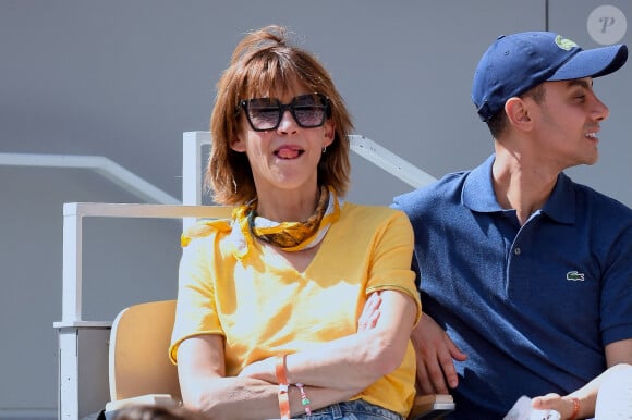 Sophie Marceau était l'une des spectatrices de la finale de Roland-Garros opposant Carlos Alcaraz à Alexander Zverev
Sophie Marceau assiste à la finale de Roland-Garros à Paris. Photo : ABACAPRESS.COM