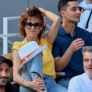 Et cette rencontre ultime lui a donné des frissons. L'actrice est passée par toutes les émotions
Sophie Marceau assiste à la finale de Roland-Garros le 9 juin 2024 à Paris. Photo : ABACAPRESS.COM