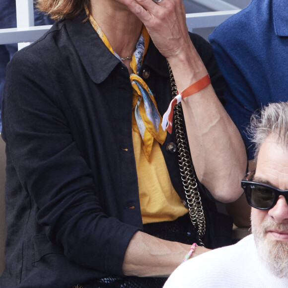 Sophie Marceau - Célébrités dans les tribunes de la finale homme des Internationaux de France de tennis de Roland Garros 2024 à Paris le 9 juin 2024. © Jacovides-Moreau/Bestimage 