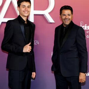 Celui-ci sera peut-être une future star du PSG.
Jamel Debbouze et son fils Léon - Photocall des lauréats (press room) lors de la 49ème édition de la cérémonie des César à l'Olympia à Paris le 23 février 2024 © Dominique Jacovides / Olivier Borde / Bestimage 