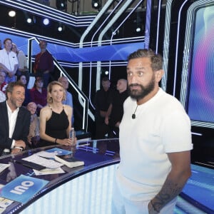 Exclusif - Valérie Benaim, Bernard Montiel, Tiphaine Auzière, Cyril Hanouna sur le plateau de l'émission " TPMP " présentée par C.Hanouna et diffusée en direct sur C8, Paris, France, le 27mai 2024. © Jack Tribeca / Bestimage 