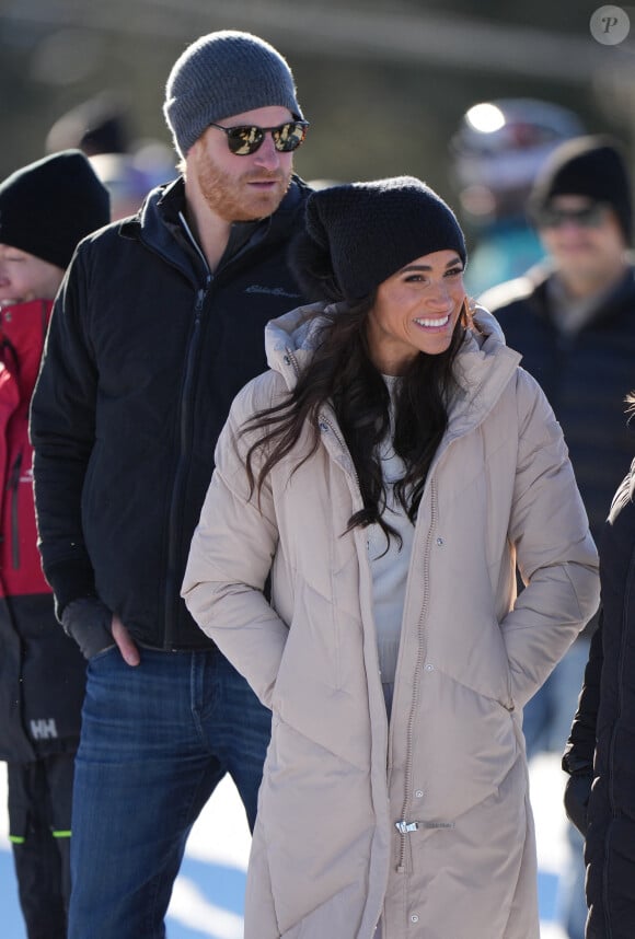 Le prince Harry, duc de Sussex et Meghan Markle, duchesse de Sussex, assistent à une séance de préparation des Invictus Games 2025 de Vancouver à Whistler, le 14 février 2024.