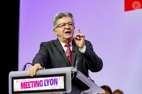 Jean-Luc Mélenchon en meeting pour La France Insoumise à Lyon, à l'occasion des élections européennes le 9 juin. Le 6 juin 2024 © Sandrine Thesillat / Panoramic / Bestimage