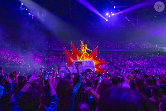 Le chanteur Mika en concert à l'Accor Arena, à Paris, France, le 25 mars 2024. © Prandoni Francesco via Bestimage