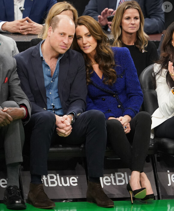 Le prince et la princesse de Galles assistent au match de mercredi soir de la National Basketball Association entre les Boston Celtics, dix-sept fois champions du monde, et le Miami Heat, au TD Garden, dans le centre de Boston, aux États-Unis. Le 30 novembre 2022. Photo par Paul Edwards/The Sun/PA Wire/ABACAPRESS.COM