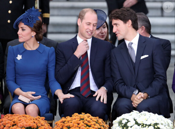 Le duc et la duchesse de Cambridge avec le Premier Ministre canadien Justin Trudeau après le discours du duc de Cambridge lors d'une cérémonie officielle d'accueil à l'Assemblée législative de la Colombie-Britannique à Victoria, au premier jour de la tournée royale au Canada. Samedi 24 septembre 2016. Photo par Andrew Milligan/PA Wire/ABACAPRESS.COM