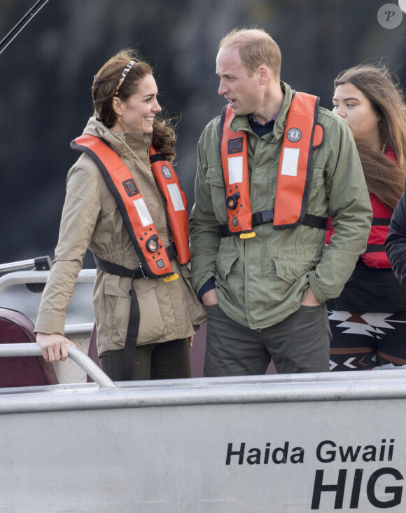 Le duc et la duchesse de Cambridge vont pêcher sur le bateau Highlander Ranger après avoir visité le Skidegate Youth Centre sur l'île de Haida Gwaii lors de la tournée royale au Canada, le 30 septembre 2016. Photo par Mark Large/Daily Mail/PA Wire/ABACAPRESS.COM