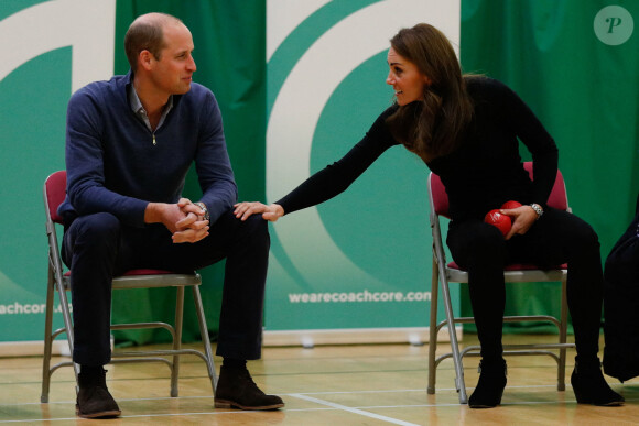 Le duc et la duchesse de Cambridge jouent à la boccia lors d'une visite à Coach Core Essex à Basildon, le 30 octobre 2018. Photo par Adrian Dennis/PA Wire/ABACAPRESS.COM