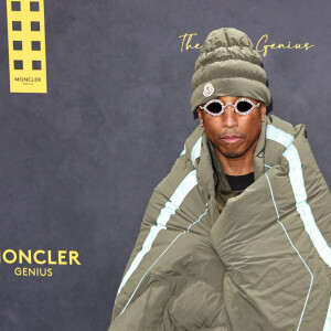 Le génial créateur vit notamment avec les siens dans un palace...
Pharrell Williams arrive au défilé Moncler Genius lors de la London Fashion Week à Londres, Royaume-Uni, le 20 février 2023. Photo par Brett D. Cove/Splash News/ABACAPRESS.COM