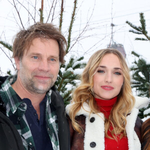 Thomas Jouannet et ses filles Chloé Jouannet, Mado Jouannet - Photocall du court-métrage "Allez ma fille", réalisé par Chloé Jouannet, lors du 27ème Festival International du Film de Comédie de l'Alpe d'Huez, le 18 janvier 2024. © Dominique Jacovides / Bestimage