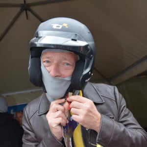 Vincent Cassel - Les célébrités participent à un tour de chauffe lors des "24H du Mans 2024", le 15 juin 2024. © Rachid Bellak/Bestimage