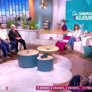 L'animatrice a pris les commandes d'une nouvelle émission quotidienne baptisée "Ça commence aujourd'hui"
Le plateau de "Ça commence aujourd'hui"