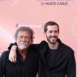 Olivier Marchal et Victor Belmondo - Photocall et cérémonie de clôture de la 63ème édition du Festival de Télévision de Monte-Carlo au Grimaldi Forum à Monaco le 18 juin 2024. © Denis Guignebourg / Bestimage