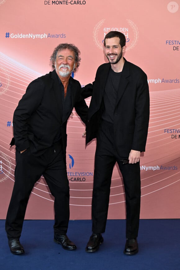 Olivier Marchal et Victor Belmondo durant la cérémonie de clôture du 63ème Festival de Télévision de Monte-Carlo au Grimaldi Forum à Monaco, le 18 juin 2024. © Bruno Bebert / Bestimage