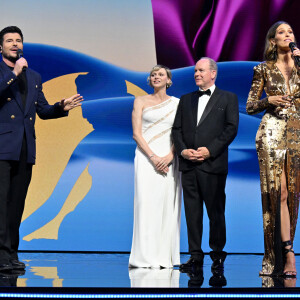 Vincent Niclo, la princesse Charlene, le prince Albert II de Monaco et Laury Thilleman durant la cérémonie de clôture du 63ème Festival de Télévision de Monte-Carlo au Grimaldi Forum à Monaco, le 18 juin 2024. © Bruno Bebert / Bestimage