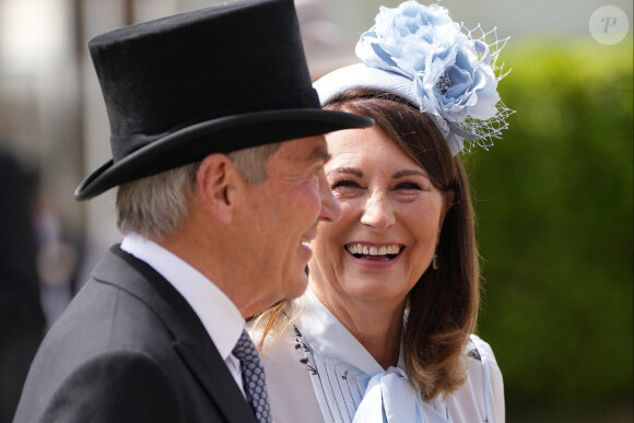 Carole et Michael Middleton, les parents de la princesse de Galles, assistent au deuxième jour de la course hippique Royal Ascot, le 19 juin 2024. 