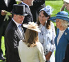 Réunion de famille au Royal Ascot
Le prince William, prince de Galles, Camilla Parker Bowles, reine consort d'Angleterre, Michael et Carole Middleton - Le prince William, prince de Galles, et ses beaux-parents, Michael et Carole Middleton assistent au deuxième jour des courses hippiques à Ascot.