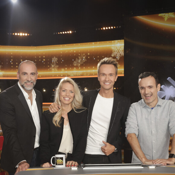 Exclusif - Arnaud Gidoin, Aurore Delplace, Cyril Féraud, Fabien Olicard - Enregistrement de l'émission "100% Logique", présentée par C.Féraud et diffusée le 23 décembre sur France 2 © Jack Tribeca / Bestimage